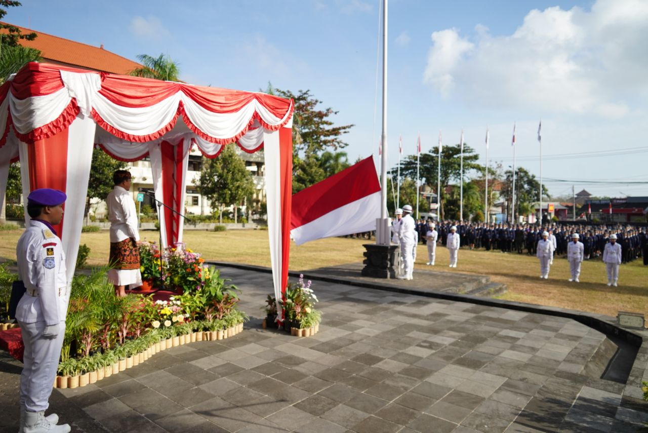Upacara Peringatan HUT Ke-80 Kemerdekaan RI di Universitas Udayana